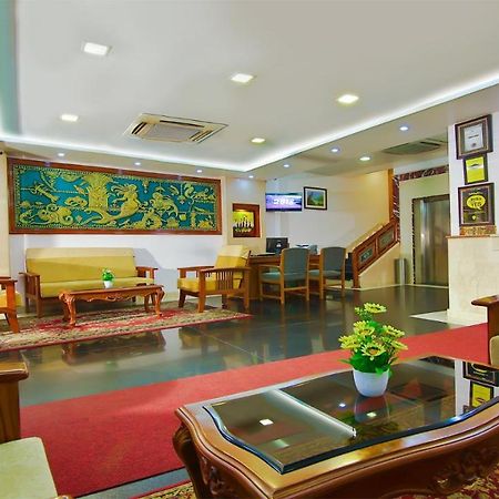 爱克塞伦斯酒店 Kochi 外观 照片