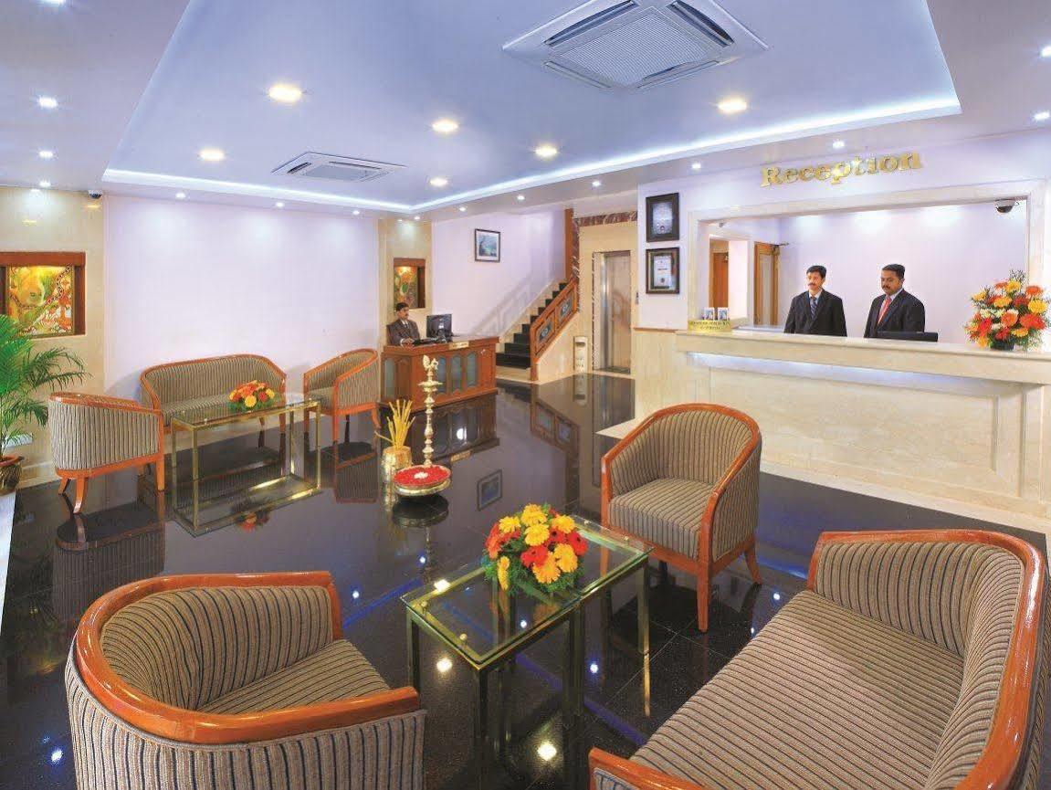 爱克塞伦斯酒店 Kochi 外观 照片